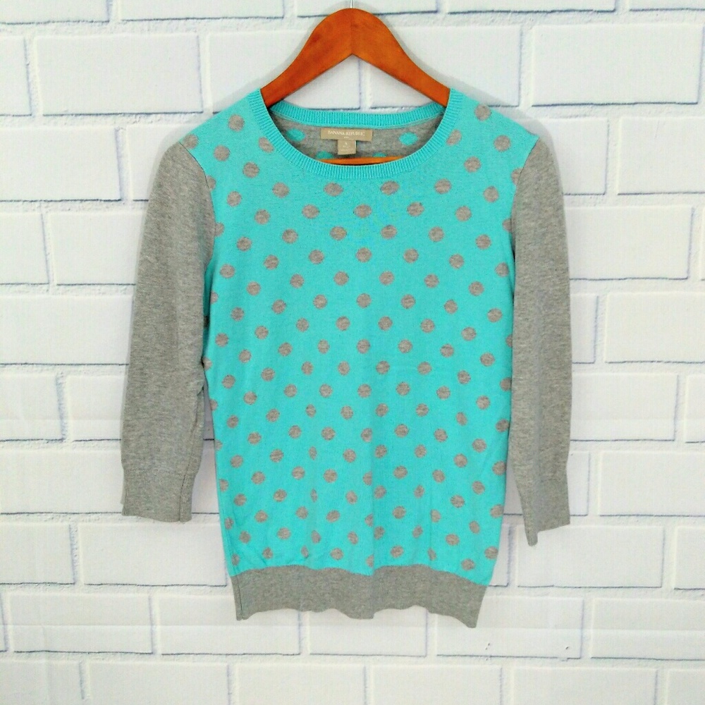 Banana Republic baby blue/gray polkadot sweater - Picture 1 of 5